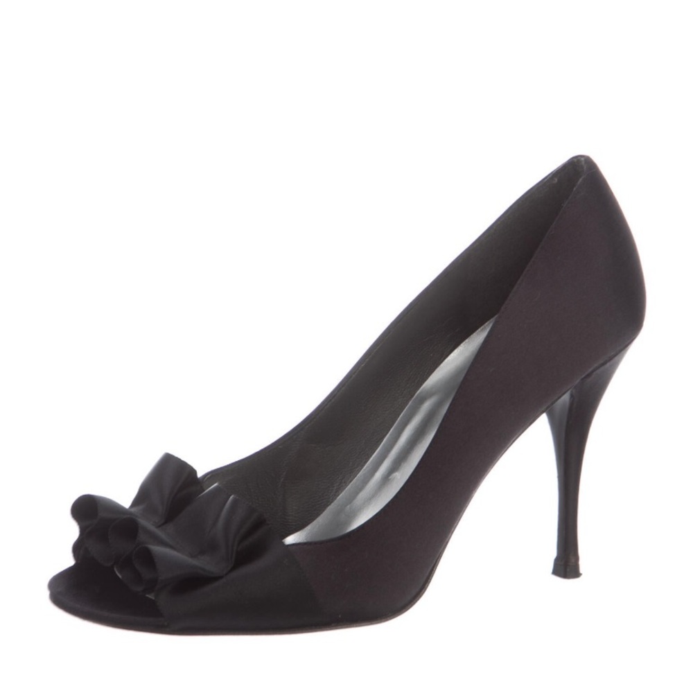 Stuart Weitzman Pumps